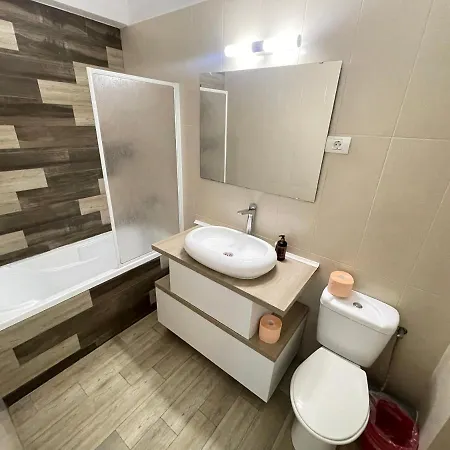 Mamaia Lake Apartment